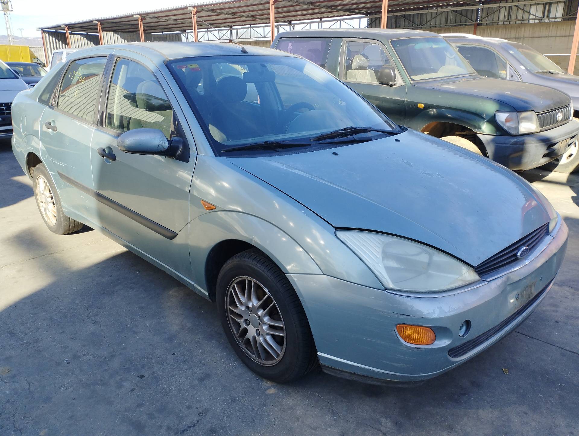 FORD FOCUS BERLINA (CAK) 1998