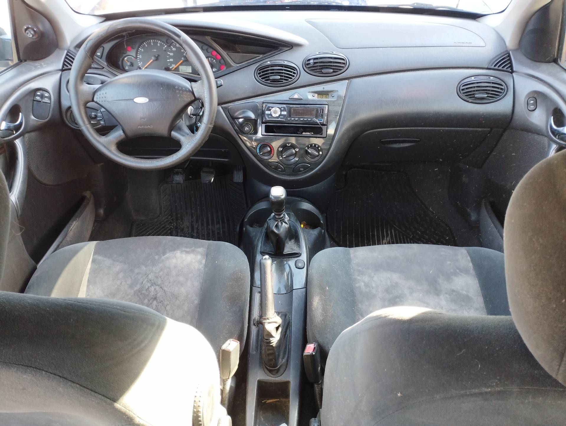 FORD FOCUS BERLINA (CAK) 1998