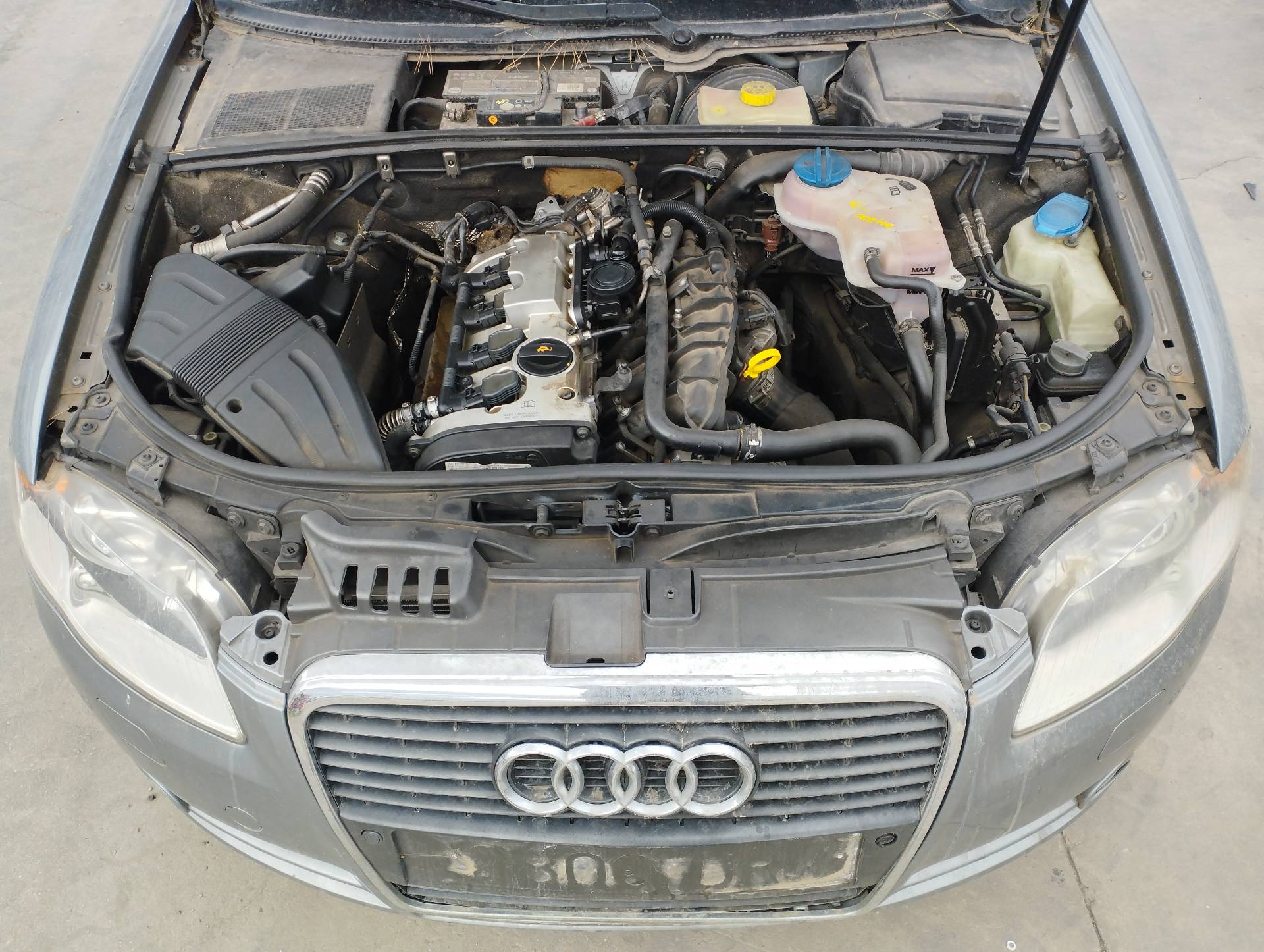 AUDI A4 BERLINA (8E) 2004