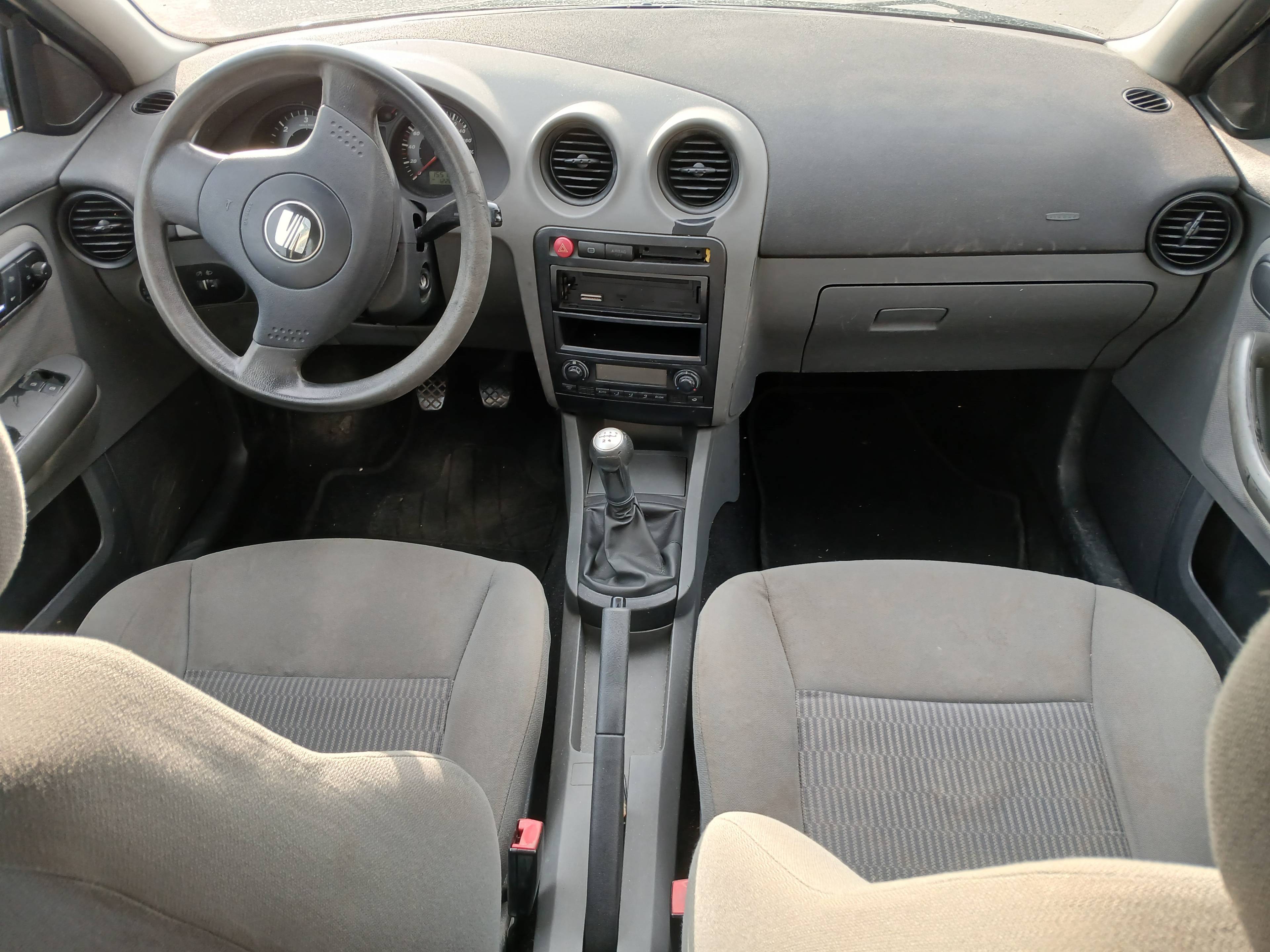 SEAT IBIZA (6L1) 2002
