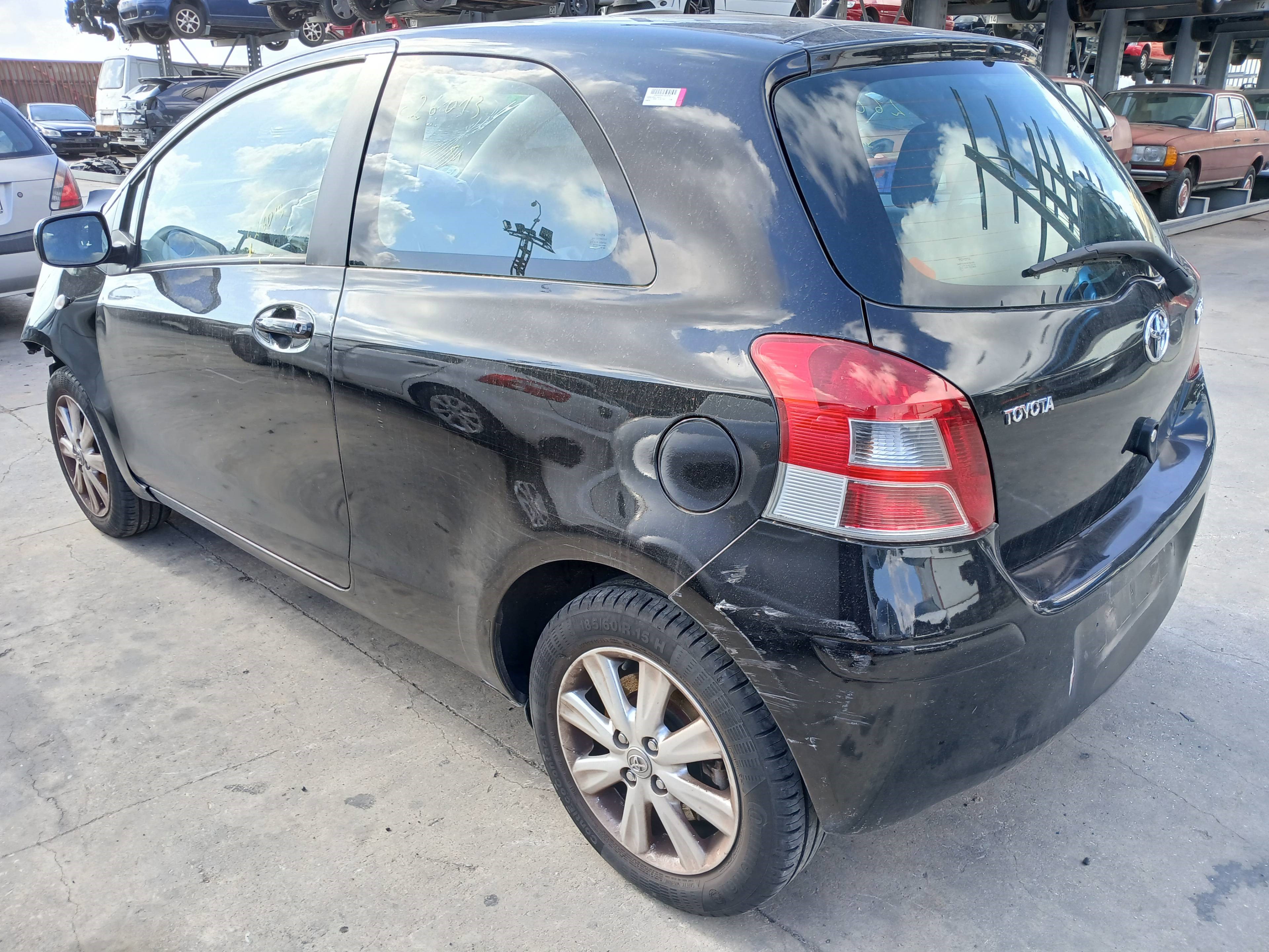 TOYOTA YARIS 2008