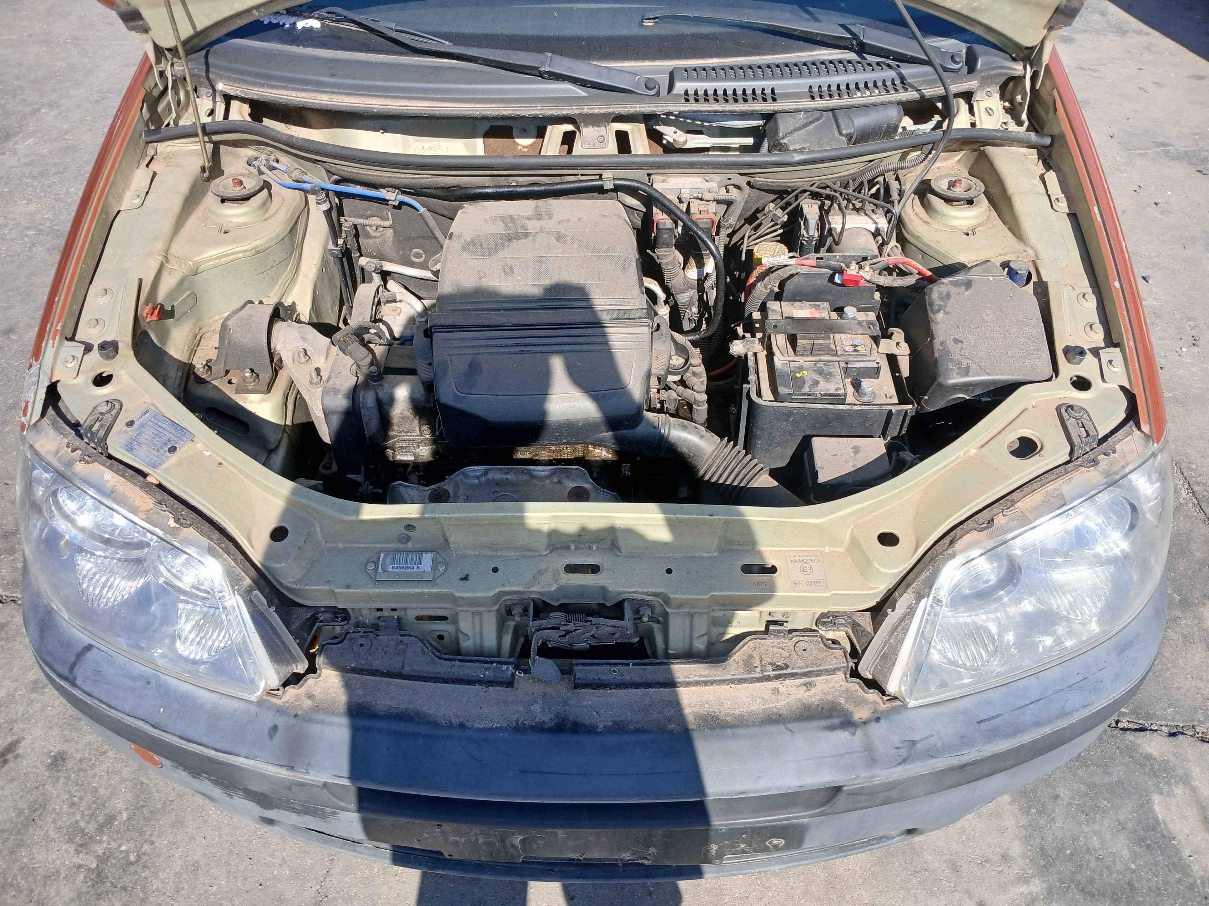 FIAT PUNTO BERLINA (188) 2003