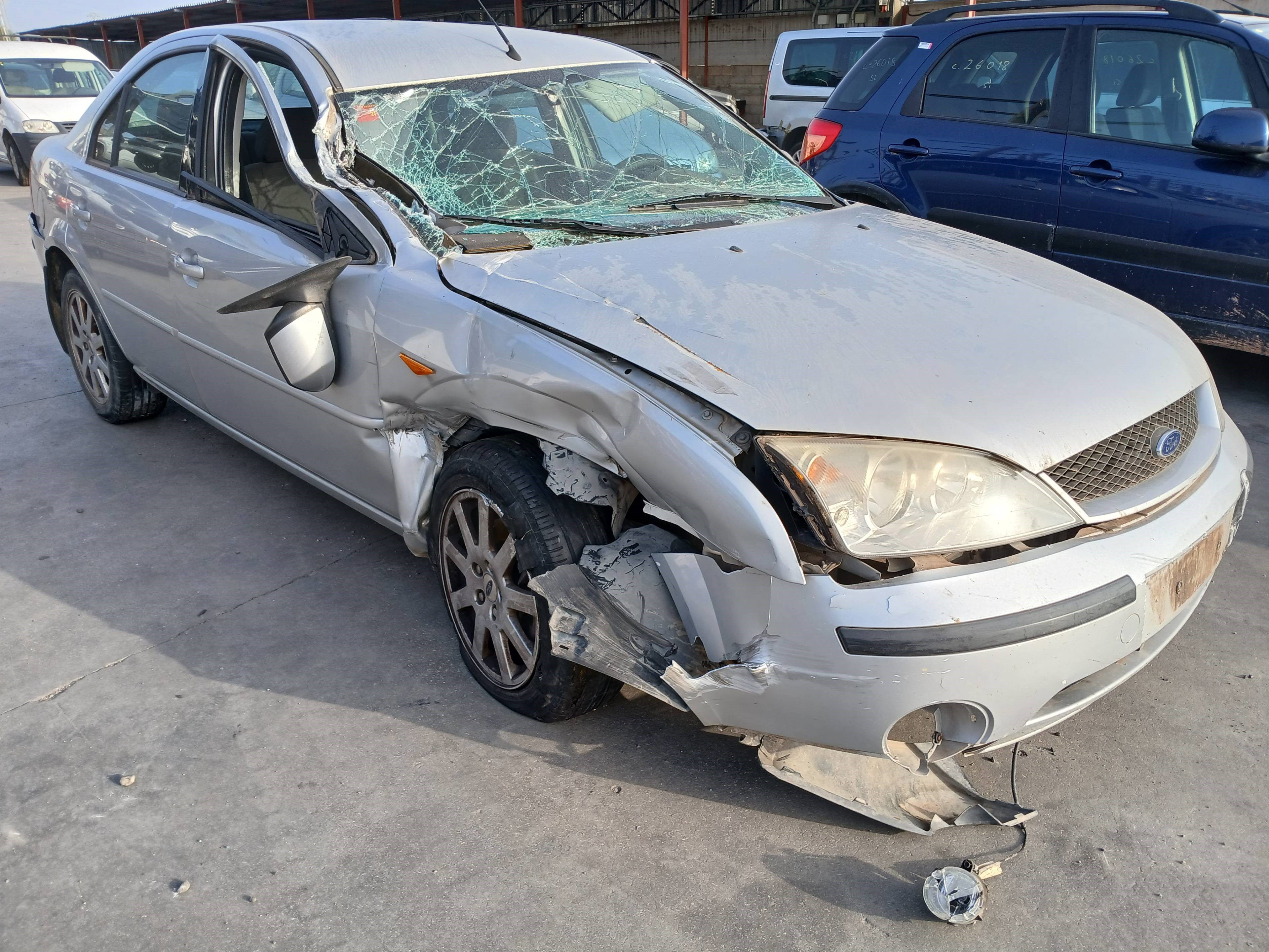 FORD MONDEO BERLINA (GE) 2000