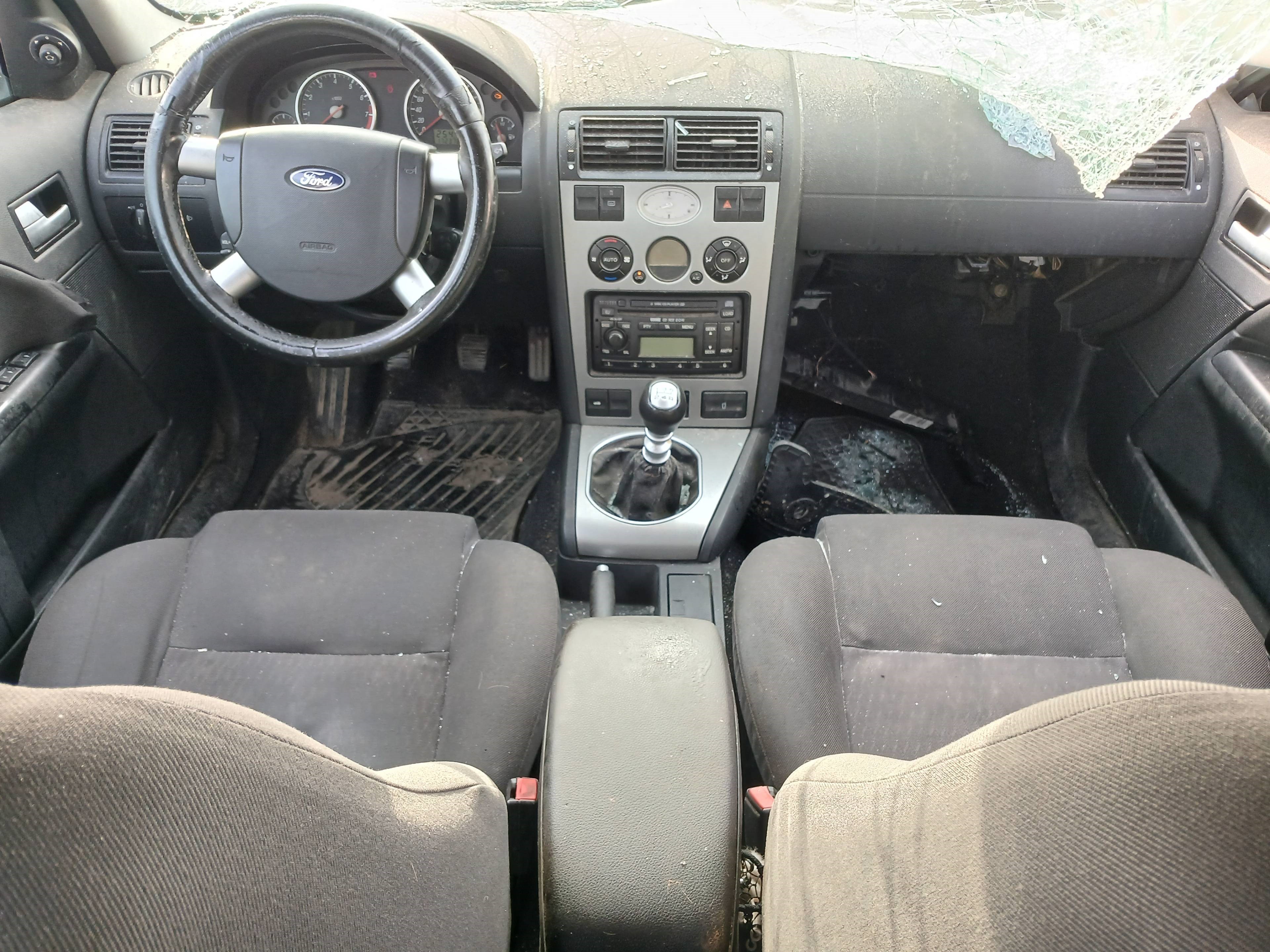 FORD MONDEO BERLINA (GE) 2000