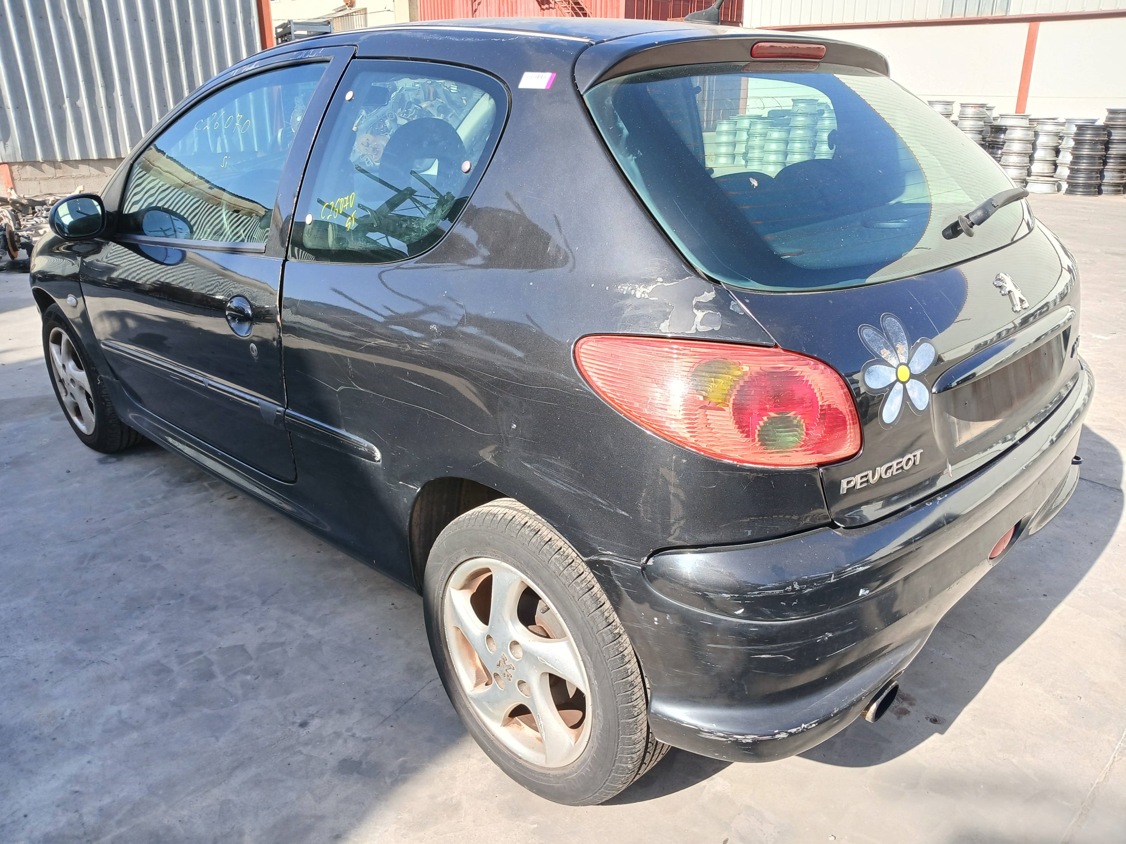 PEUGEOT 206 BERLINA 1998