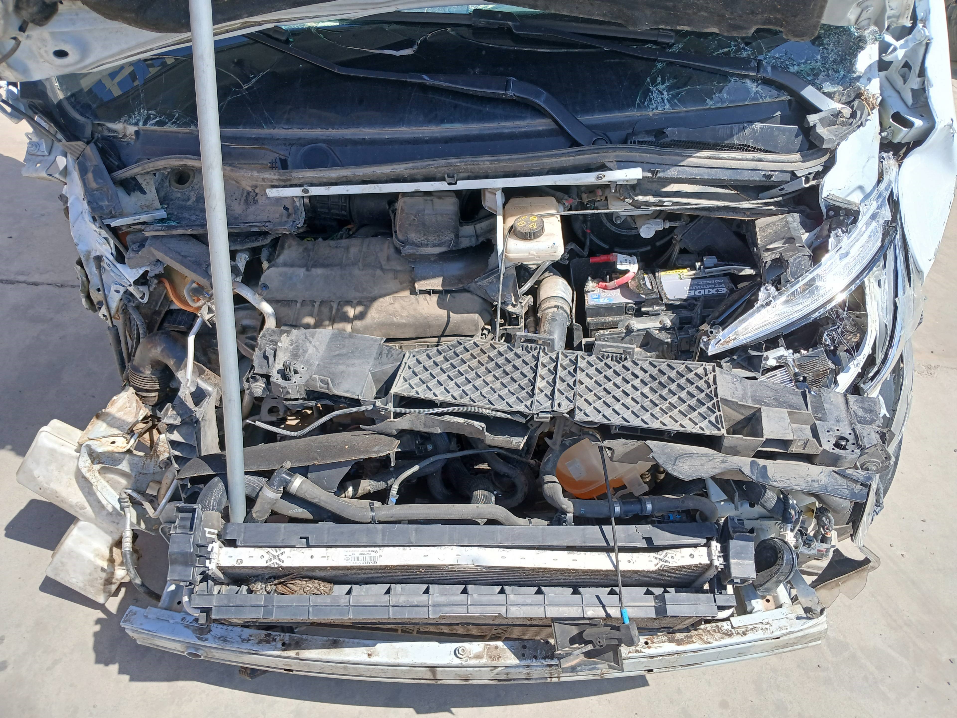 RENAULT TRAFIC FURGÓN 2014