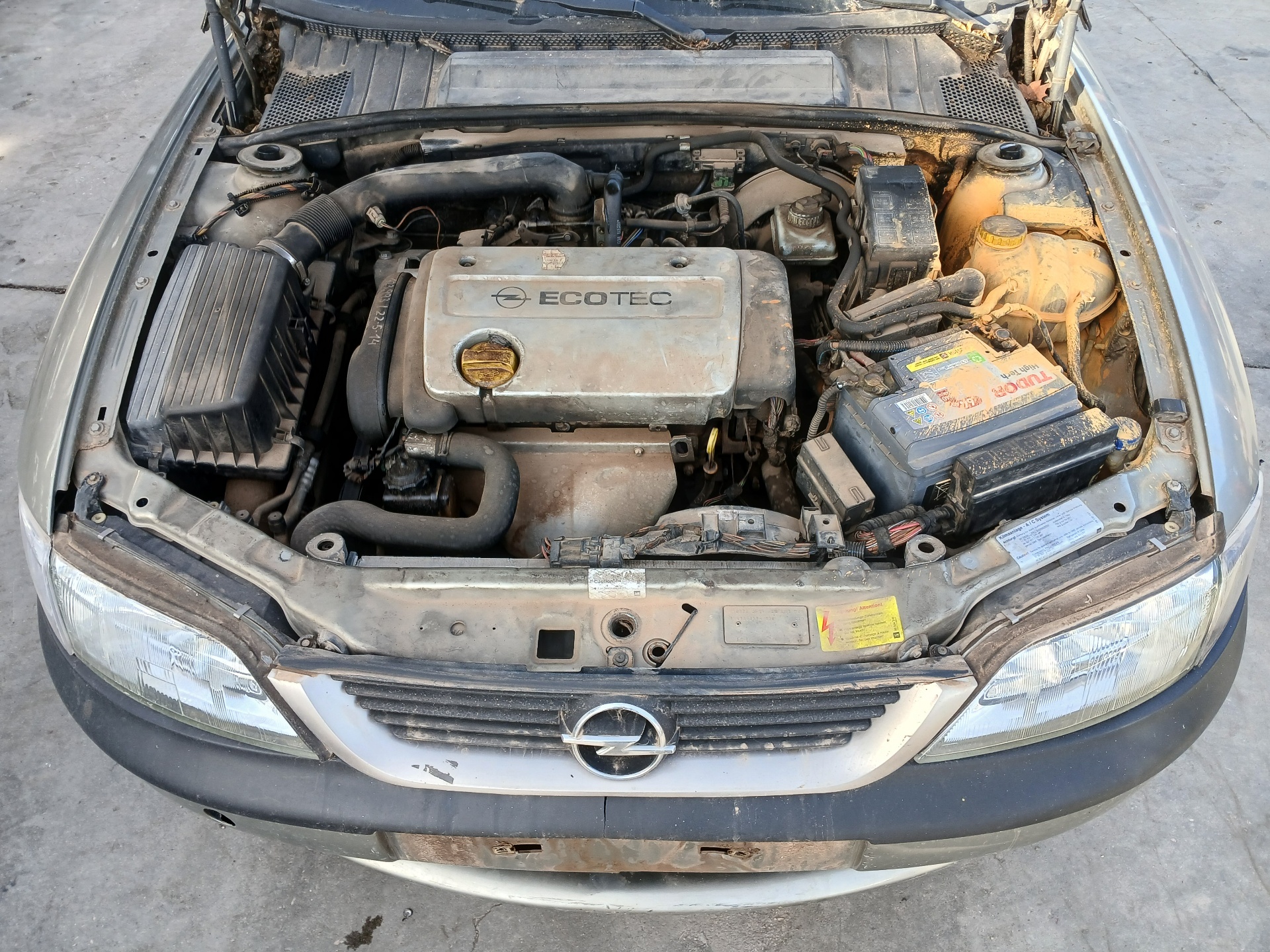 OPEL VECTRA B BERLINA 1995