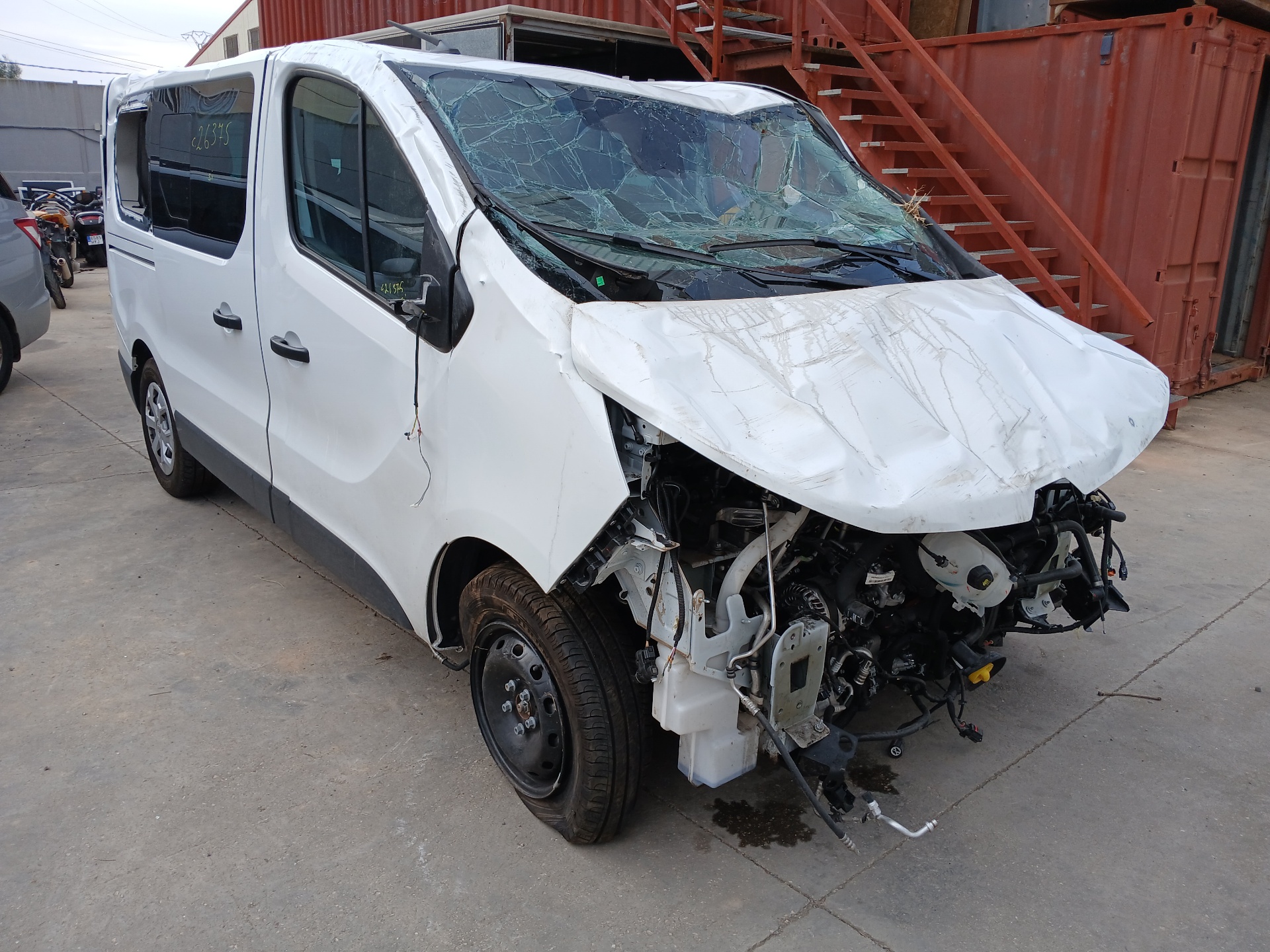RENAULT TRAFIC FURGÓN 2014