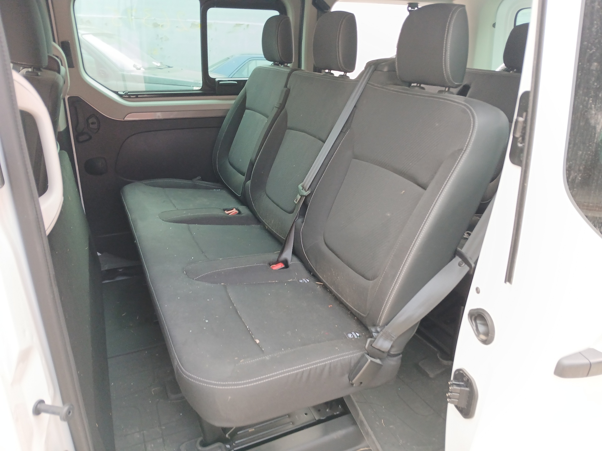 RENAULT TRAFIC FURGÓN 2014