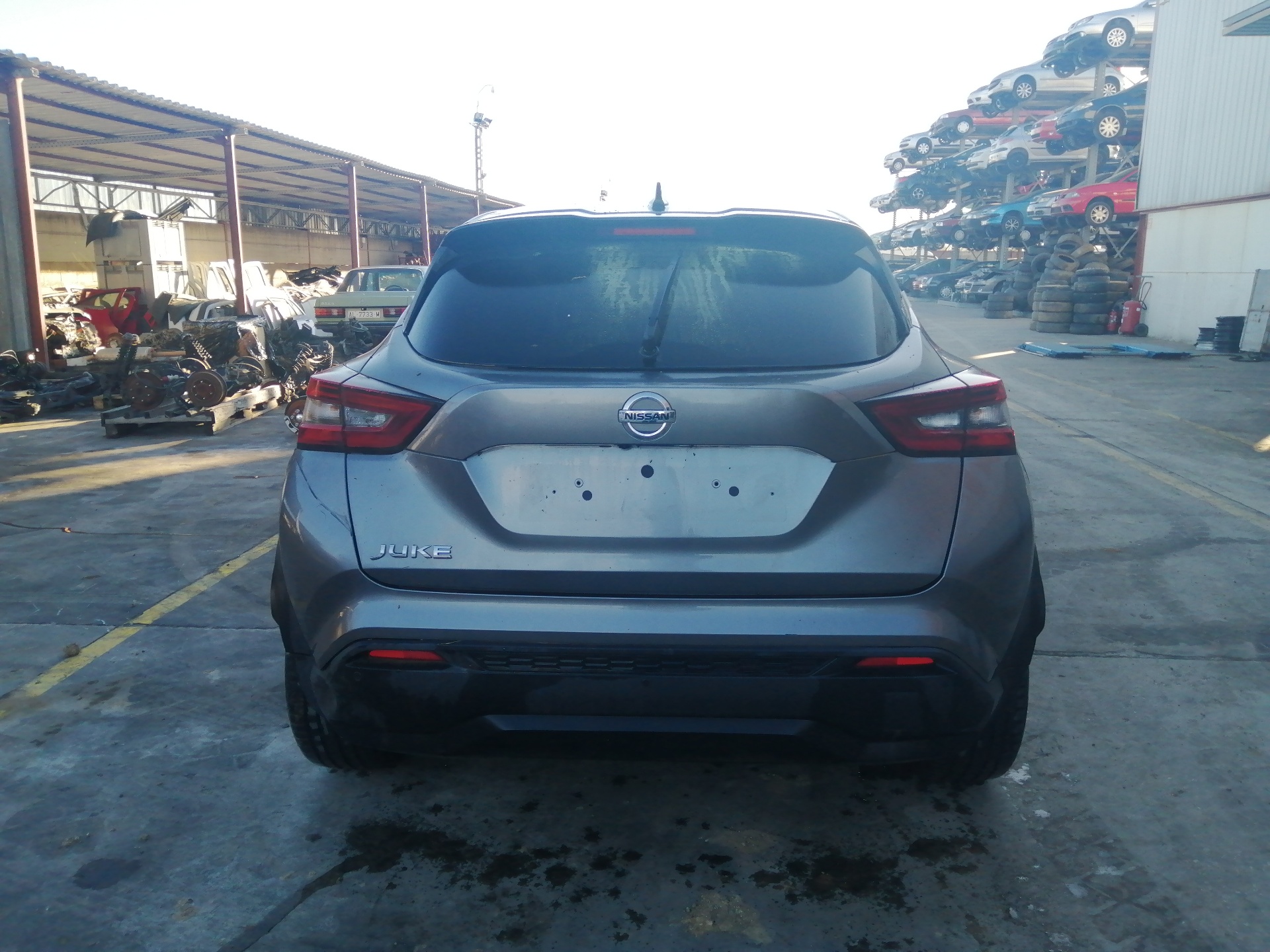 PARAGOLPES TRASERO