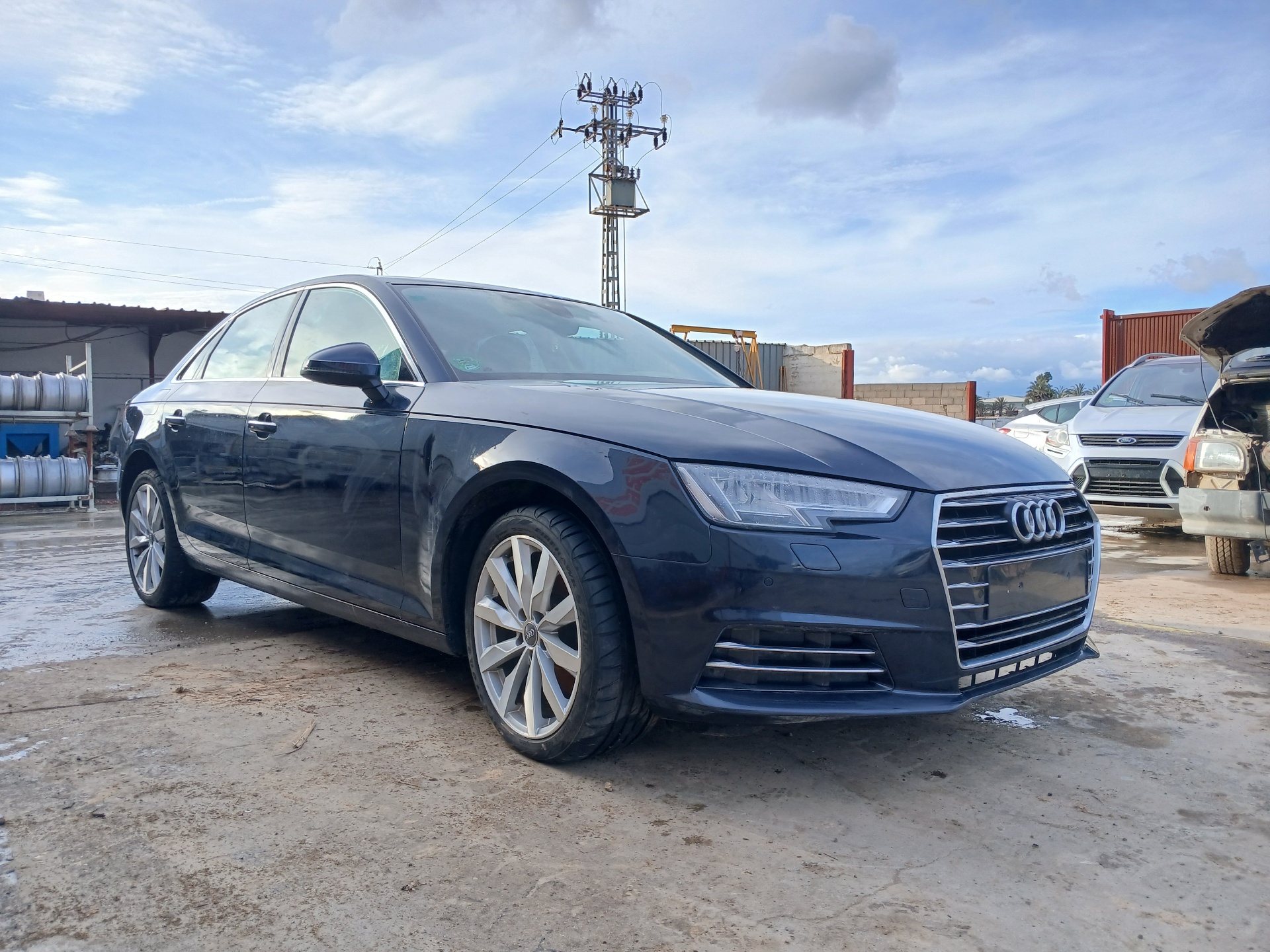 AUDI A4 B9 (8W2, 8WC) 2015