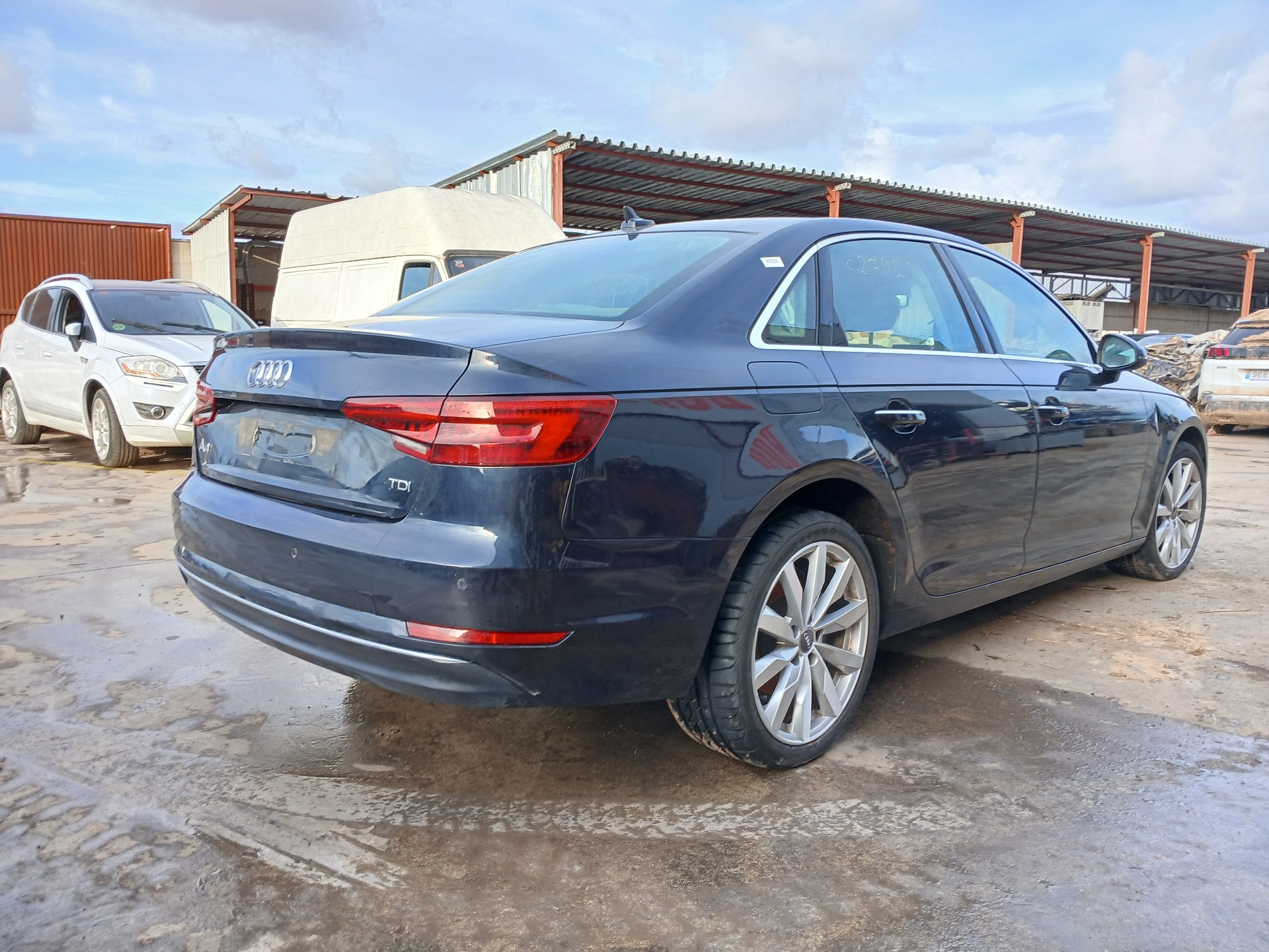 AUDI A4 B9 (8W2, 8WC) 2015