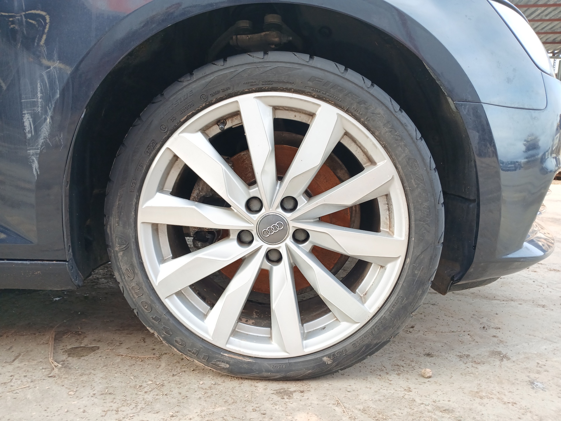 AUDI A4 B9 (8W2, 8WC) 2015