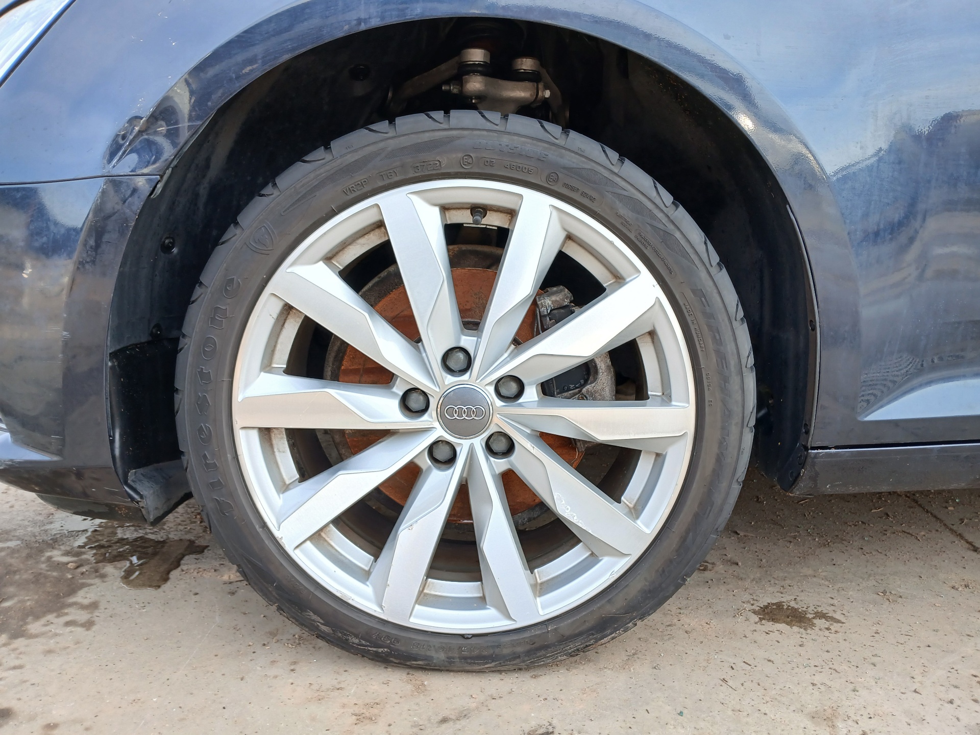 AUDI A4 B9 (8W2, 8WC) 2015