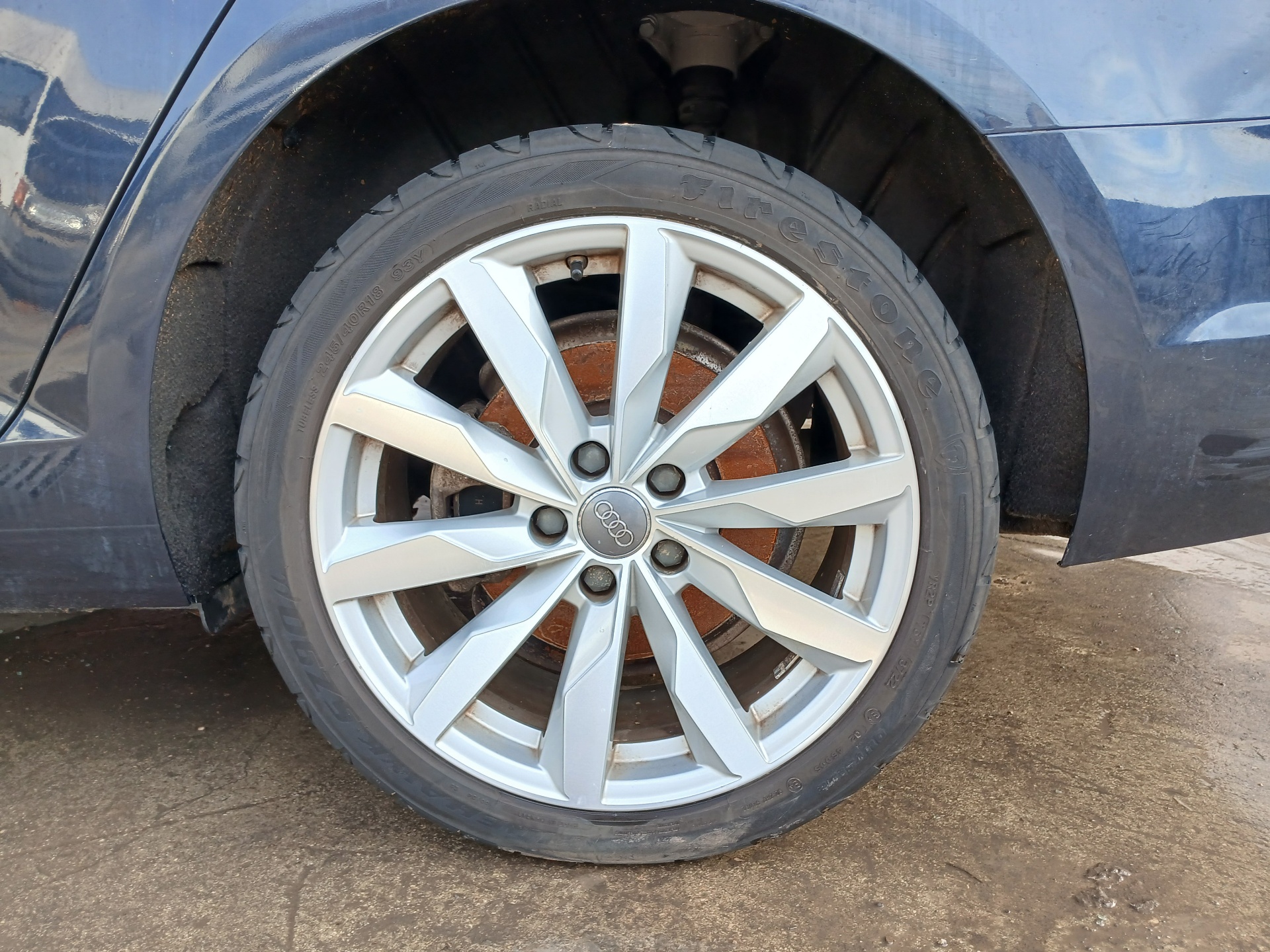 AUDI A4 B9 (8W2, 8WC) 2015