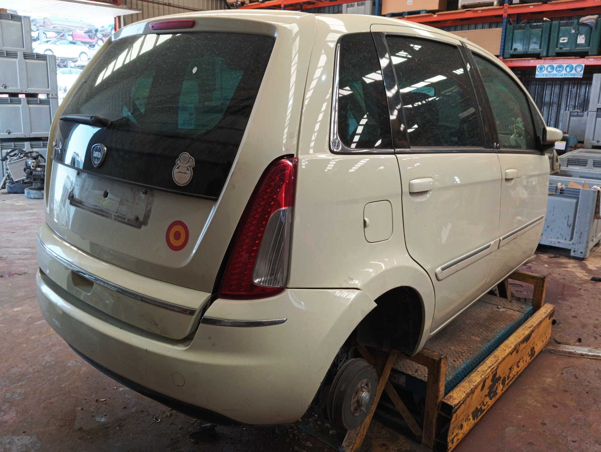 LANCIA MUSA (350_) 2006