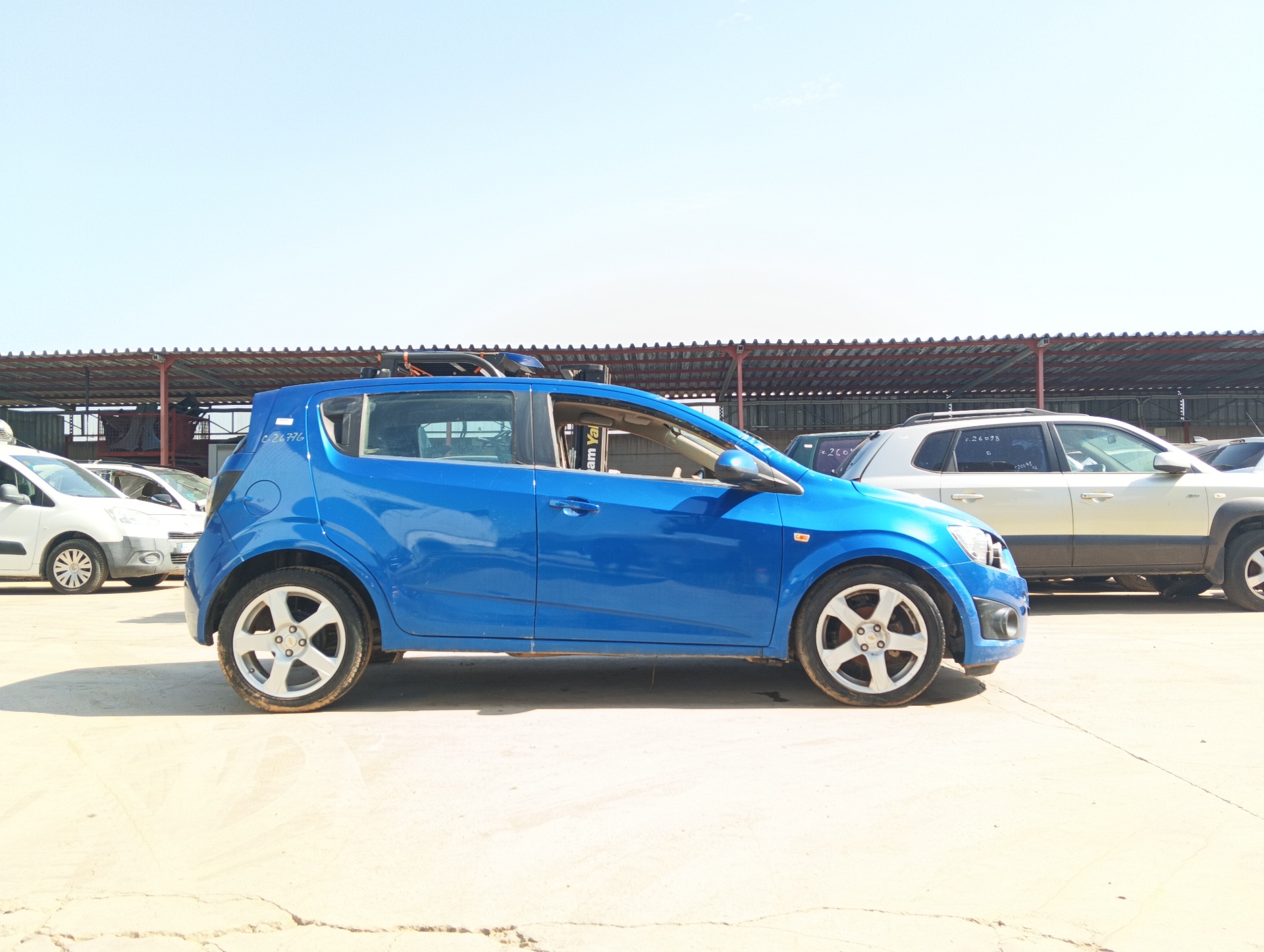 PARAGOLPES DELANTERO