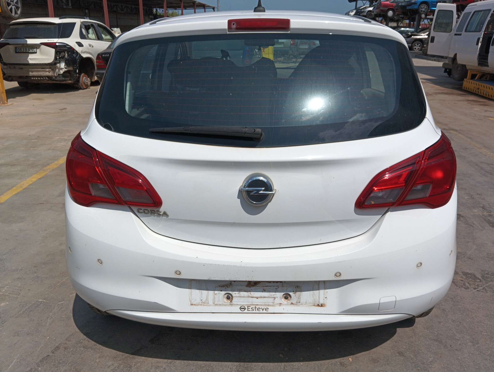 OPEL CORSA E 2014