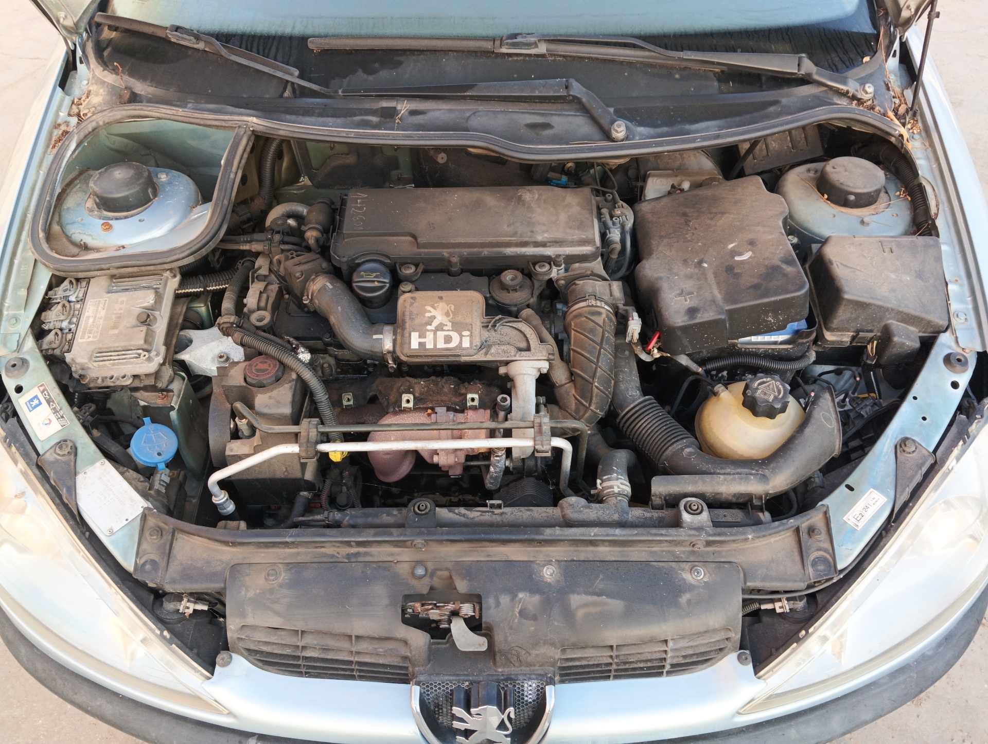 PEUGEOT 206 BERLINA 1998