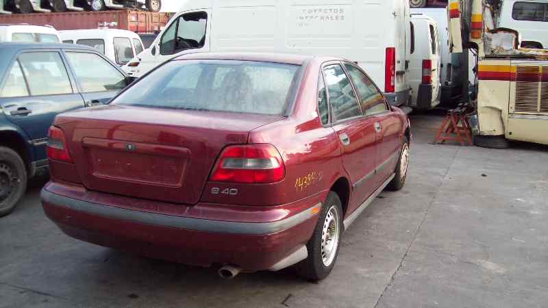 VOLVO S40 BERLINA 1995