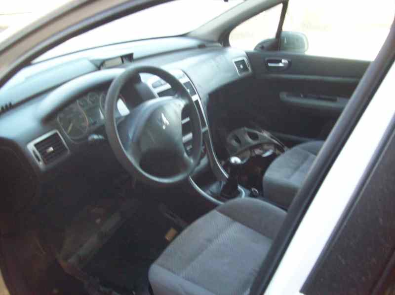 PEUGEOT 307 (S1) 2001