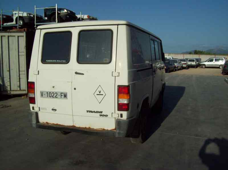 NISSAN TRADE 100 1996