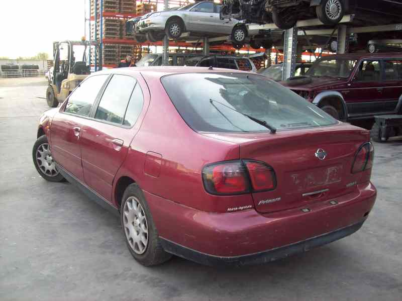 NISSAN PRIMERA BERLINA 1999