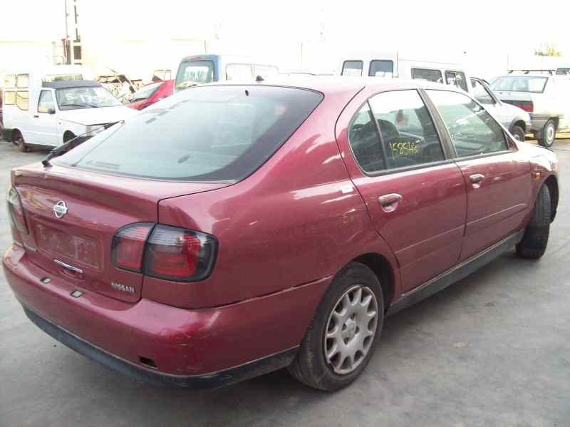 NISSAN PRIMERA BERLINA 1999