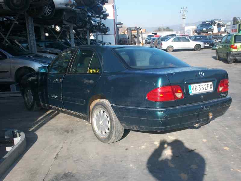 MERCEDES CLASE E (W210) BERLINA DIESEL 1995