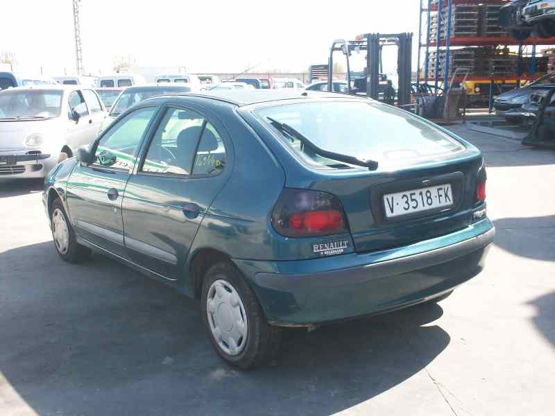 RENAULT MEGANE I BERLINA HATCHBACK 1995