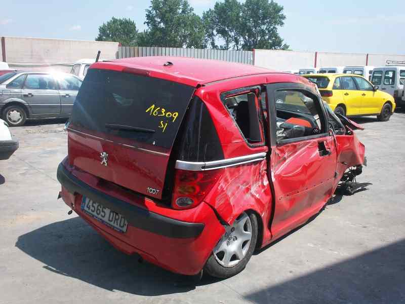 PEUGEOT 1007 2005