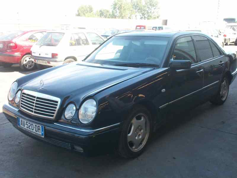 MERCEDES CLASE E (W210) BERLINA DIESEL 1996