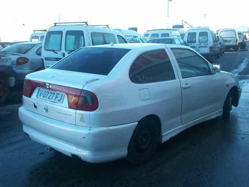 SEAT CORDOBA BERLINA 1993