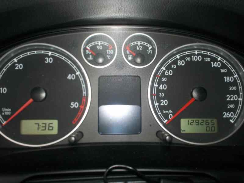 VOLKSWAGEN PASSAT BERLINA 2000