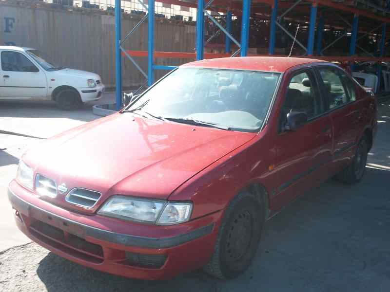 NISSAN PRIMERA BERLINA 1996