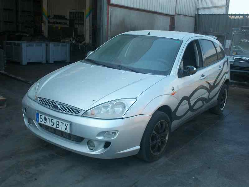 FORD FOCUS BERLINA 1998