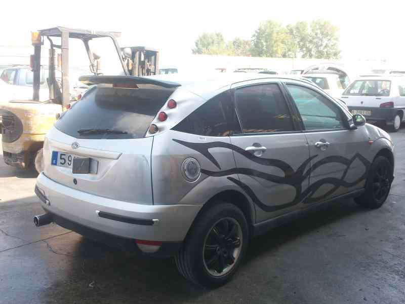FORD FOCUS BERLINA 1998