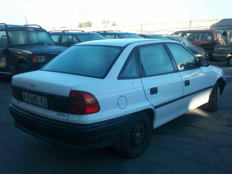 OPEL ASTRA F BERLINA 1991