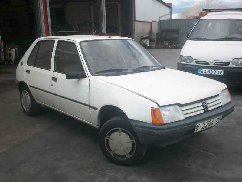 PEUGEOT 205 BERLINA 1983
