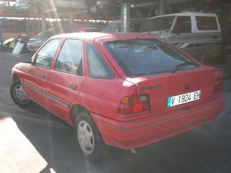 FORD ESCORT BERLINA/TURNIER 1990