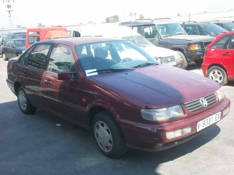 VOLKSWAGEN PASSAT BERLINA 1993