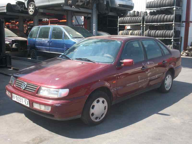 VOLKSWAGEN PASSAT BERLINA 1993