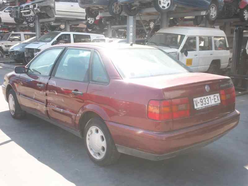VOLKSWAGEN PASSAT BERLINA 1993