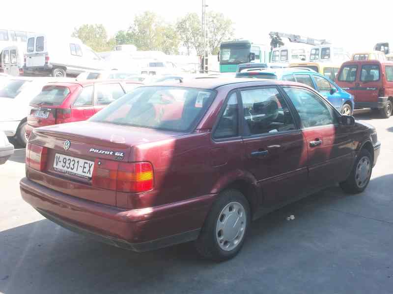 VOLKSWAGEN PASSAT BERLINA 1993