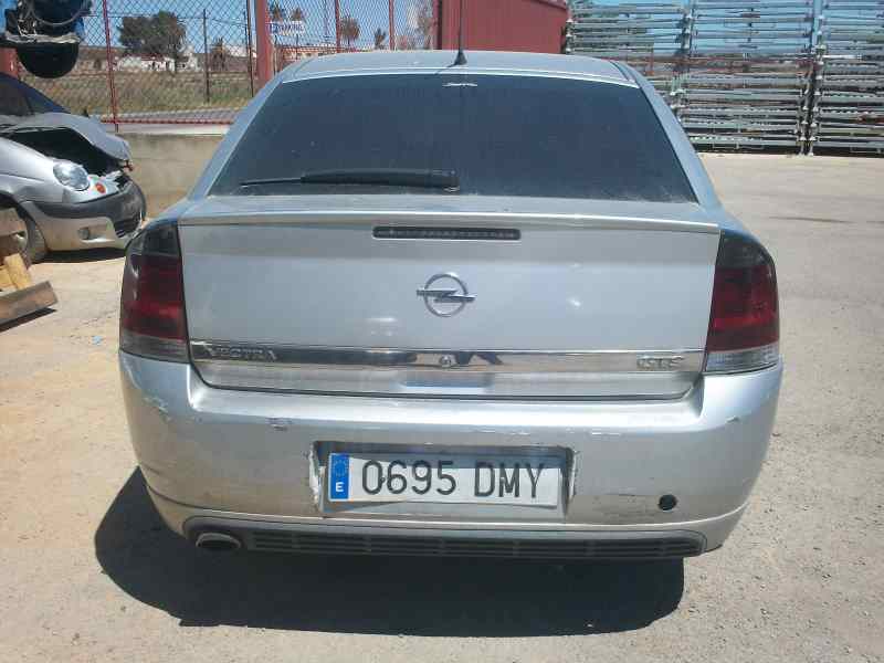 OPEL VECTRA C BERLINA 2002