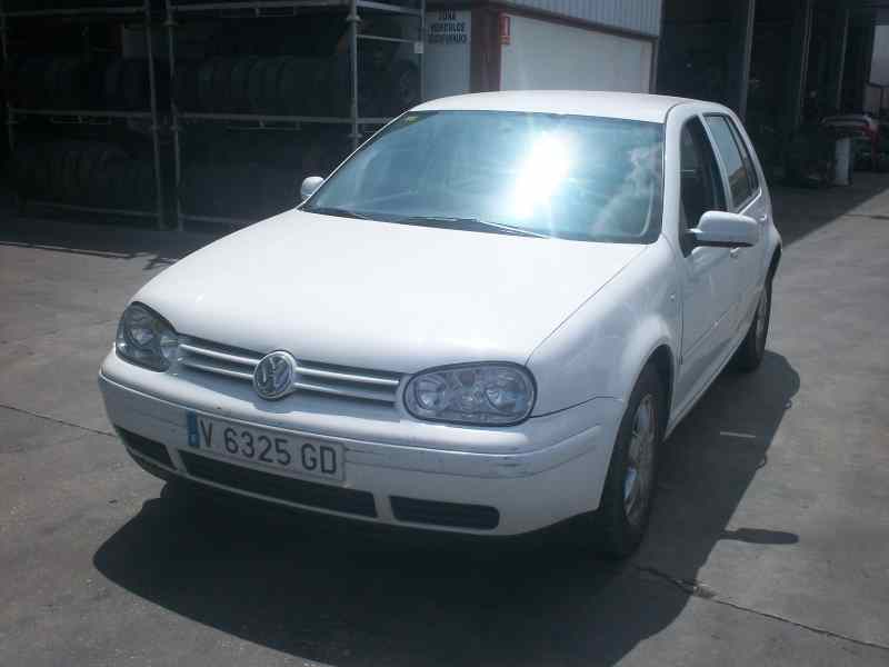VOLKSWAGEN GOLF IV BERLINA 1997