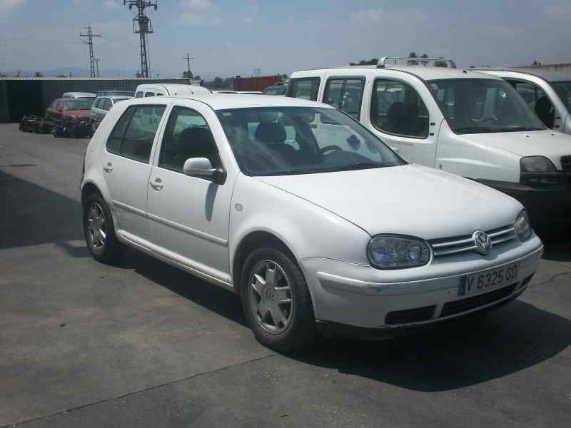 VOLKSWAGEN GOLF IV BERLINA 1997
