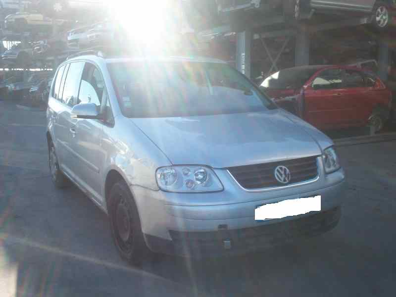 VOLKSWAGEN TOURAN (1T1) 2003