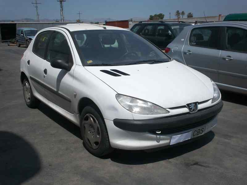 PEUGEOT 206 BERLINA 1998