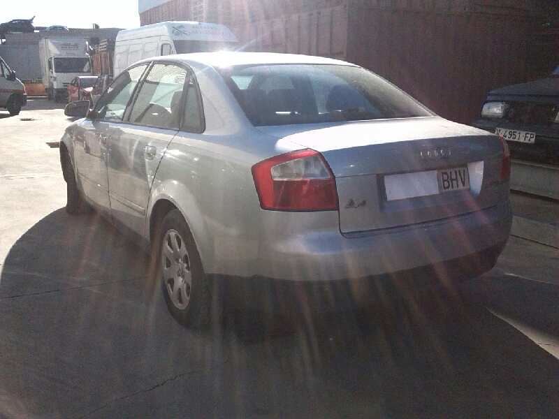 AUDI A4 BERLINA (8E) 2000